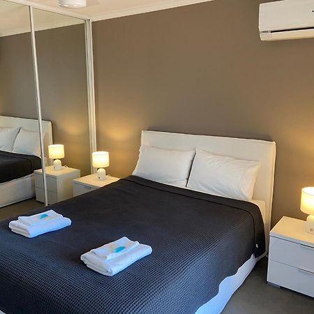 Surfers Beach Resort One Gold Coast Exterior foto